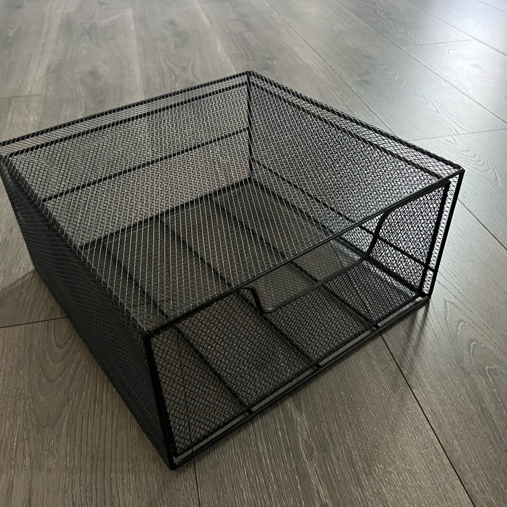 Black Metal Mesh Storage Basket